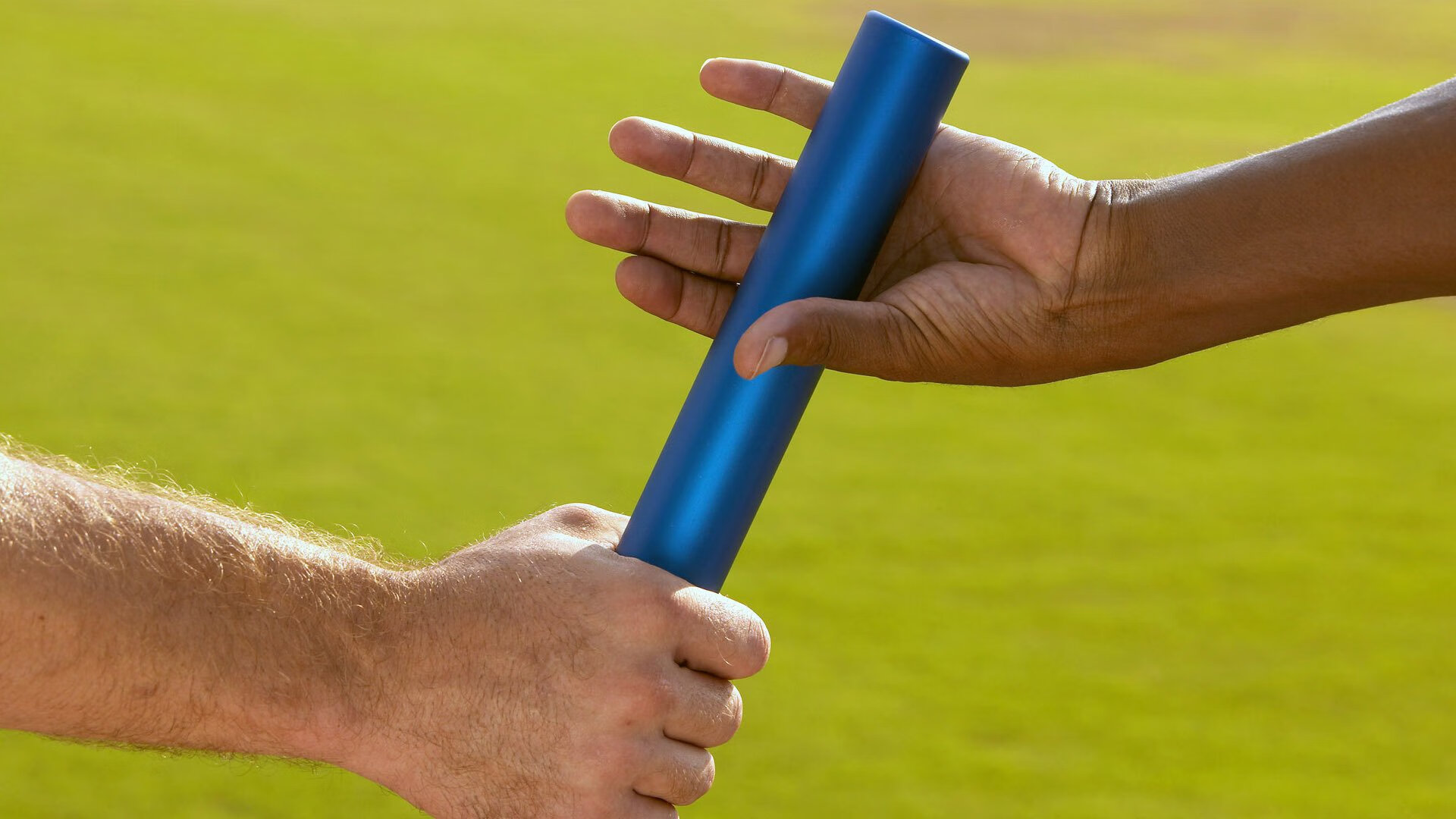 “早市广场快闪太极晨练” 中老年人集体亮相